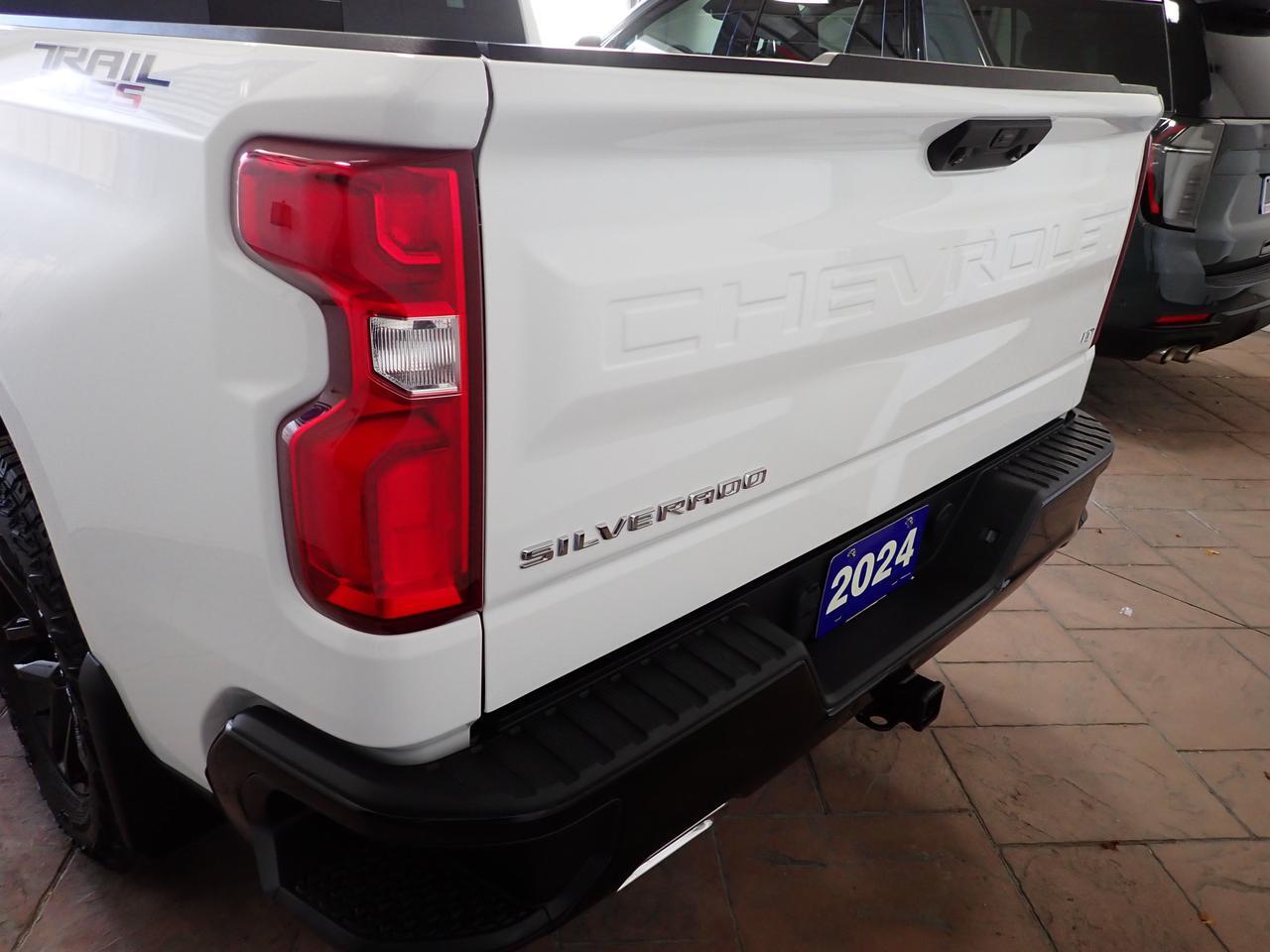 2024 Chevrolet Silverado 1500 LT Trail Boss 4WD 5'8 BOX LEATHER Listowel ON
