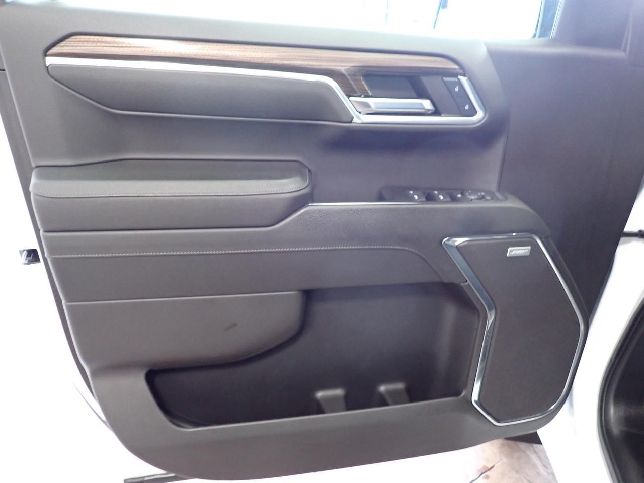2024 Chevrolet Silverado 1500 LT Trail Boss 4WD 5'8 BOX LEATHER Listowel ON