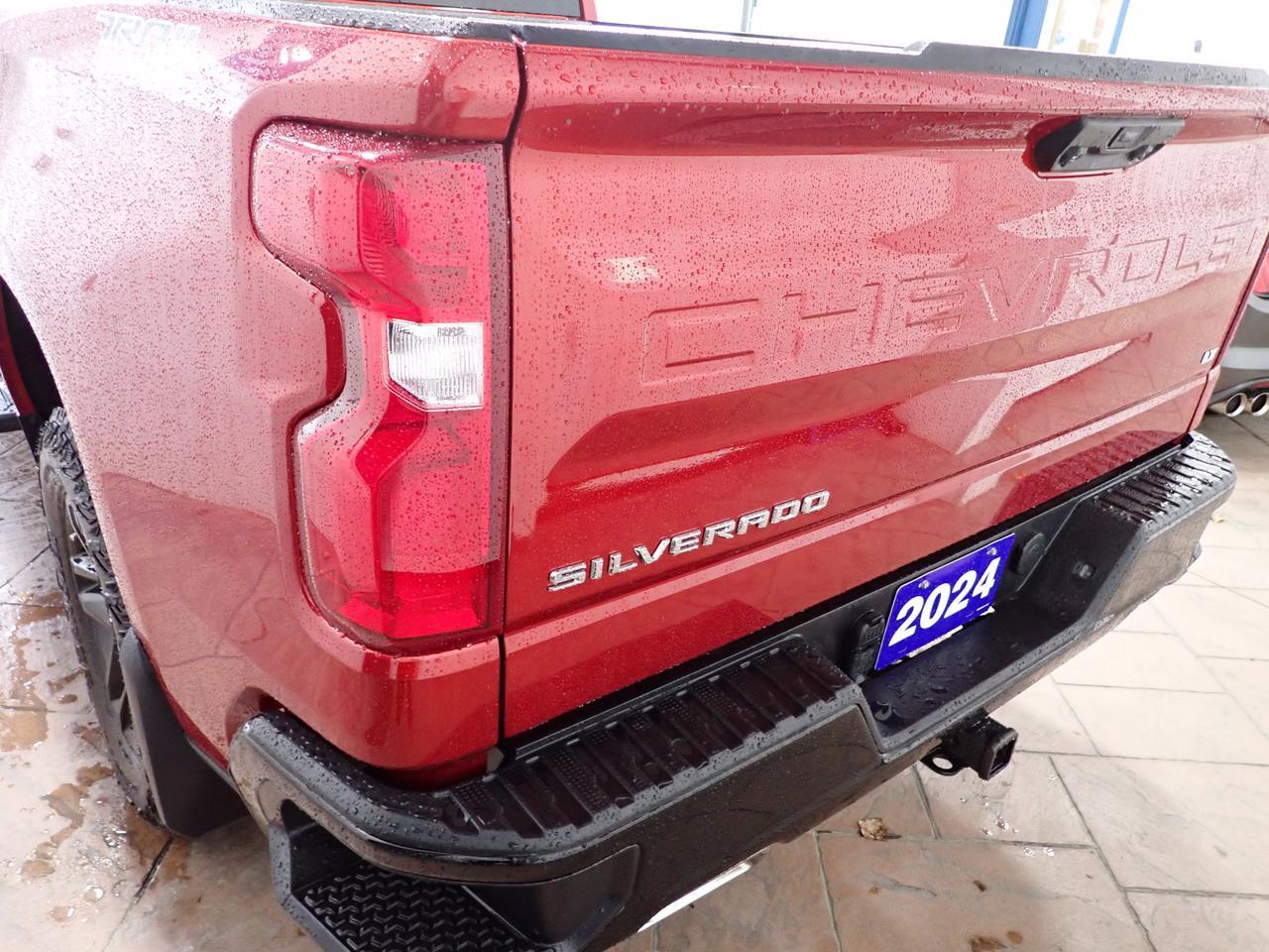 2024 Chevrolet Silverado 1500 LT Trail Boss CREW CAB 4WD LEATHER SUNROOF Listowel ON