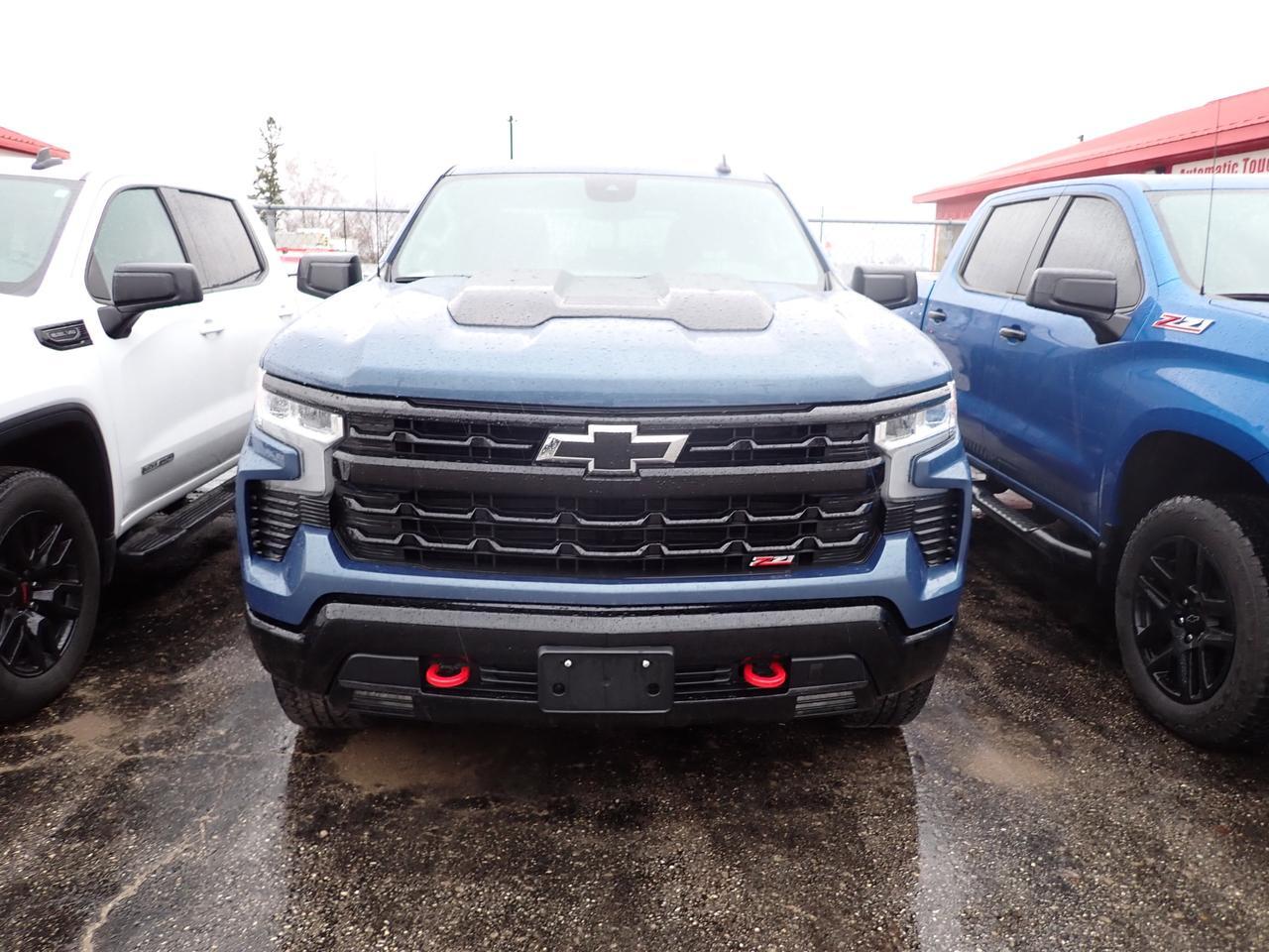 2024 Chevrolet Silverado 1500 LT Trail Boss CREW CAB 4WD Listowel ON