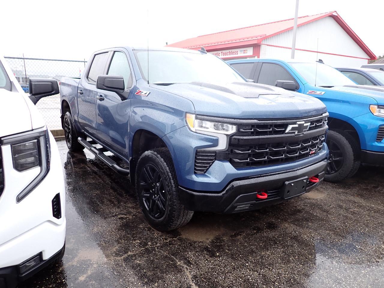 2024 Chevrolet Silverado 1500 LT Trail Boss CREW CAB 4WD