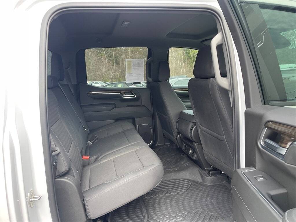 2024 Chevrolet Silverado 1500 LT Trail Boss Orange MA