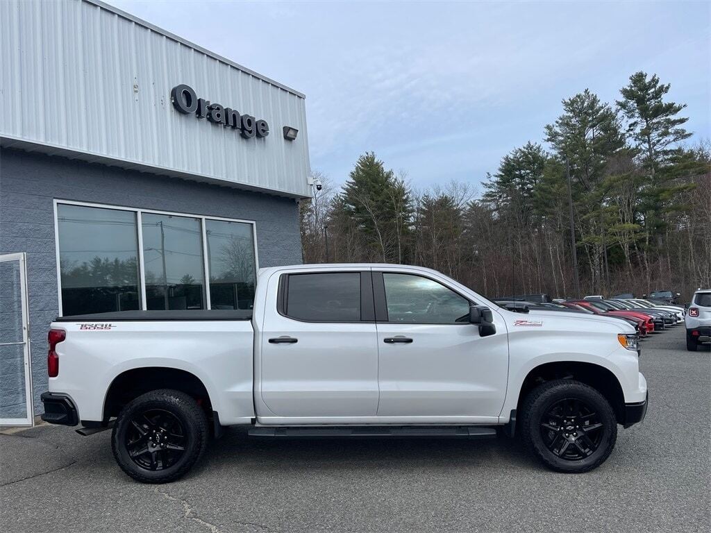 2024 Chevrolet Silverado 1500 LT Trail Boss Orange MA