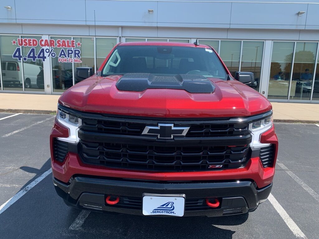 2024 Chevrolet Silverado 1500 LT Trail Boss Green Bay WI