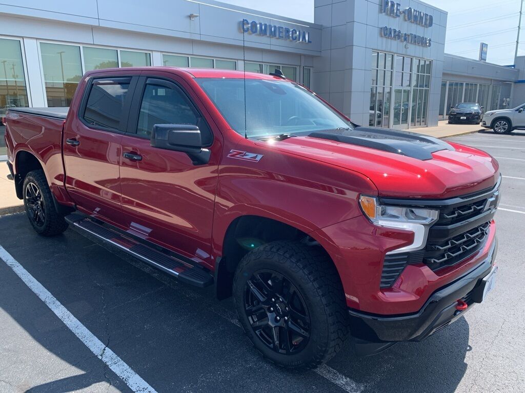 2024 Chevrolet Silverado 1500 LT Trail Boss Green Bay WI