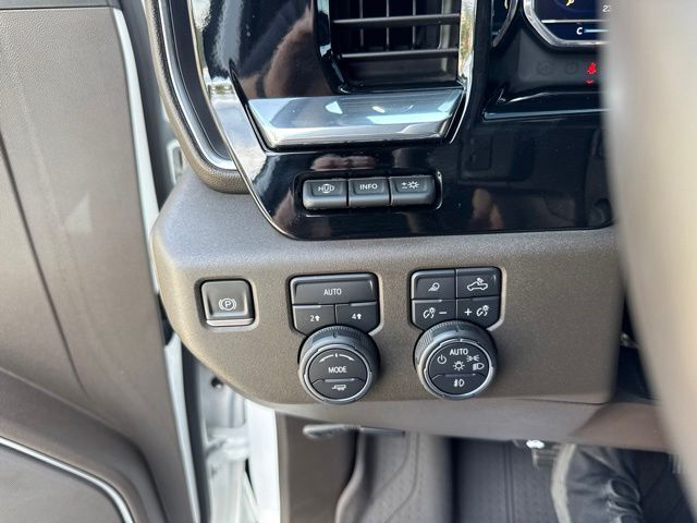2024 Chevrolet Silverado 1500 LTZ Kerrville TX