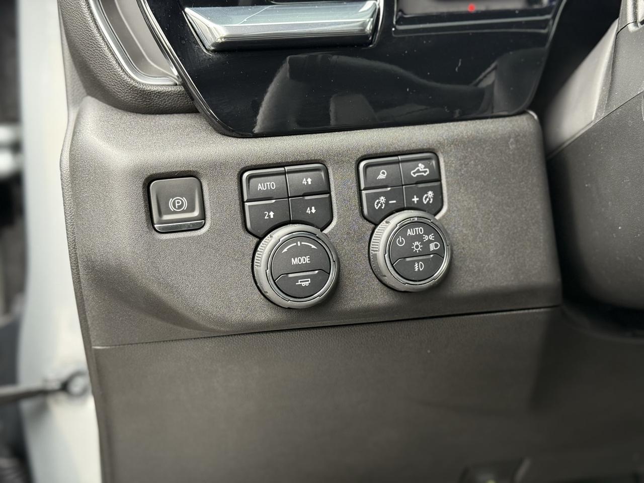 2024 Chevrolet Silverado 1500 LTZ Crestwood KY