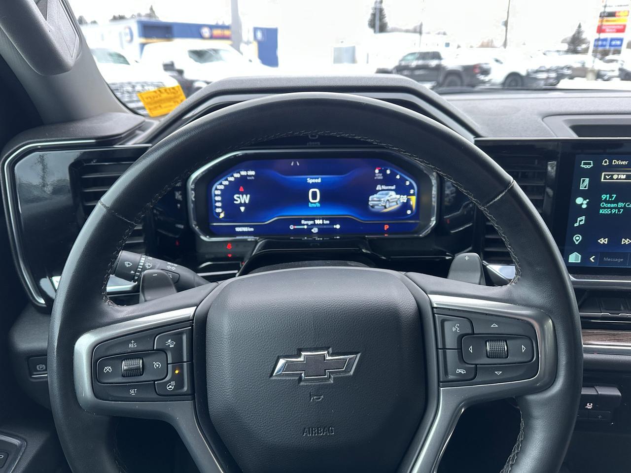 2024 Chevrolet Silverado 1500 RST | Z71 | Dark Essential Pkg | Heated Seats | Trailering Pkg | 6' Box Redwater AB