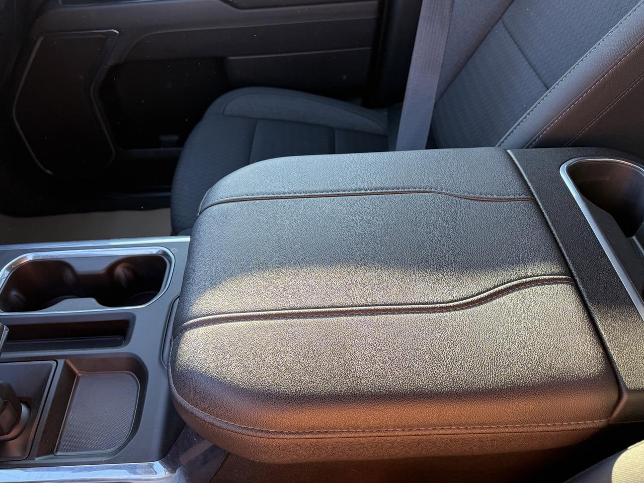 2024 Chevrolet Silverado 1500 RST | Z71 | Dark Essential Pkg | Heated Seats | Trailering Pkg | Redwater AB