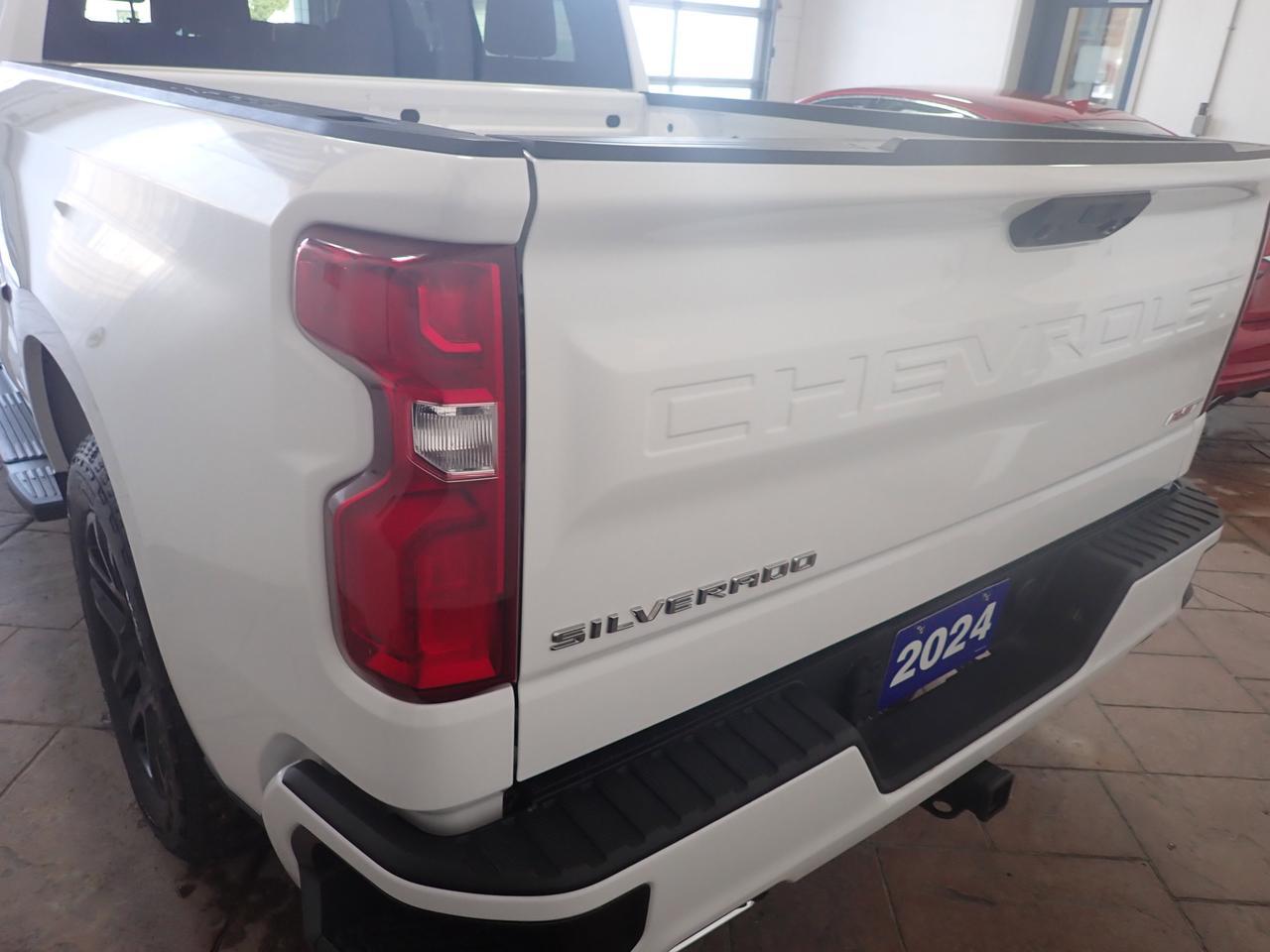 2024 Chevrolet Silverado 1500 RST 4WD CREW CAB 5'8 BOX 6 PASS Z71 Listowel ON