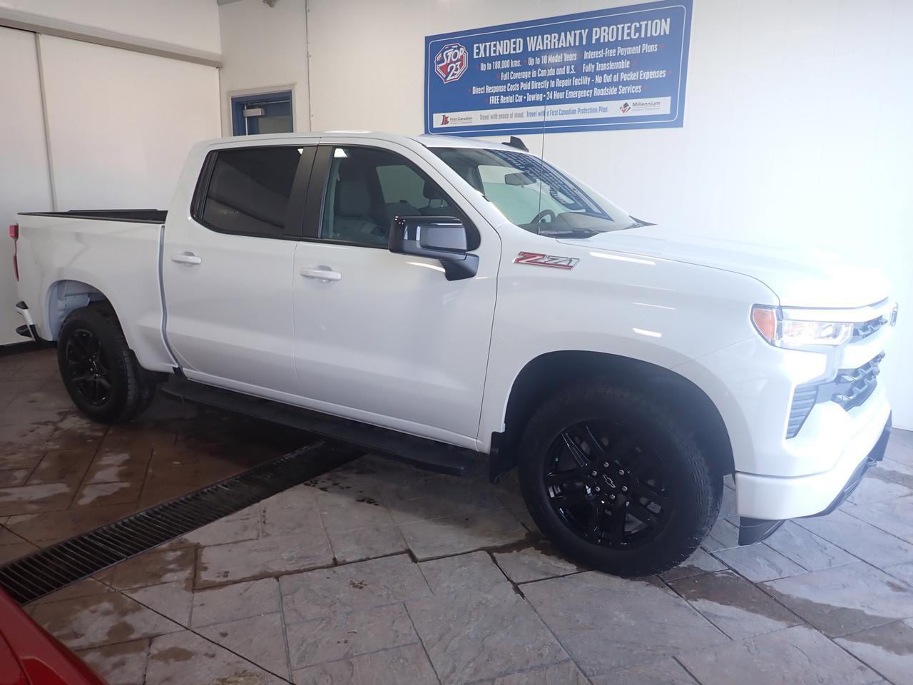 2024 Chevrolet Silverado 1500 RST 4WD CREW CAB 5'8 BOX 6 PASS Z71