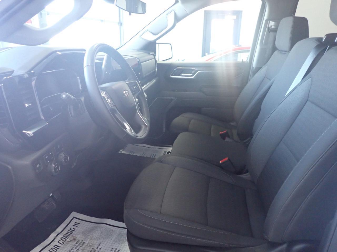 2024 Chevrolet Silverado 1500 RST 4WD CREW CAB 5'8 BOX 6 PASS Z71 Listowel ON