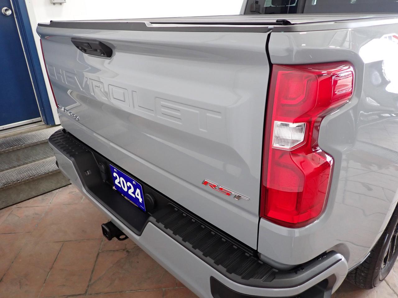 2024 Chevrolet Silverado 1500 RST 4WD CREW CAB 6 PASS 5'8 BOX Listowel ON