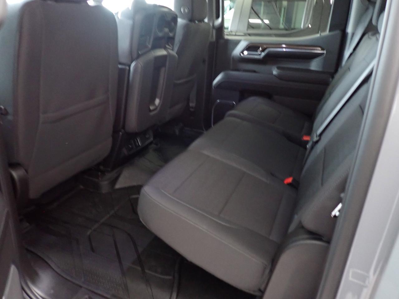 2024 Chevrolet Silverado 1500 RST 4WD CREW CAB 6 PASS Listowel ON