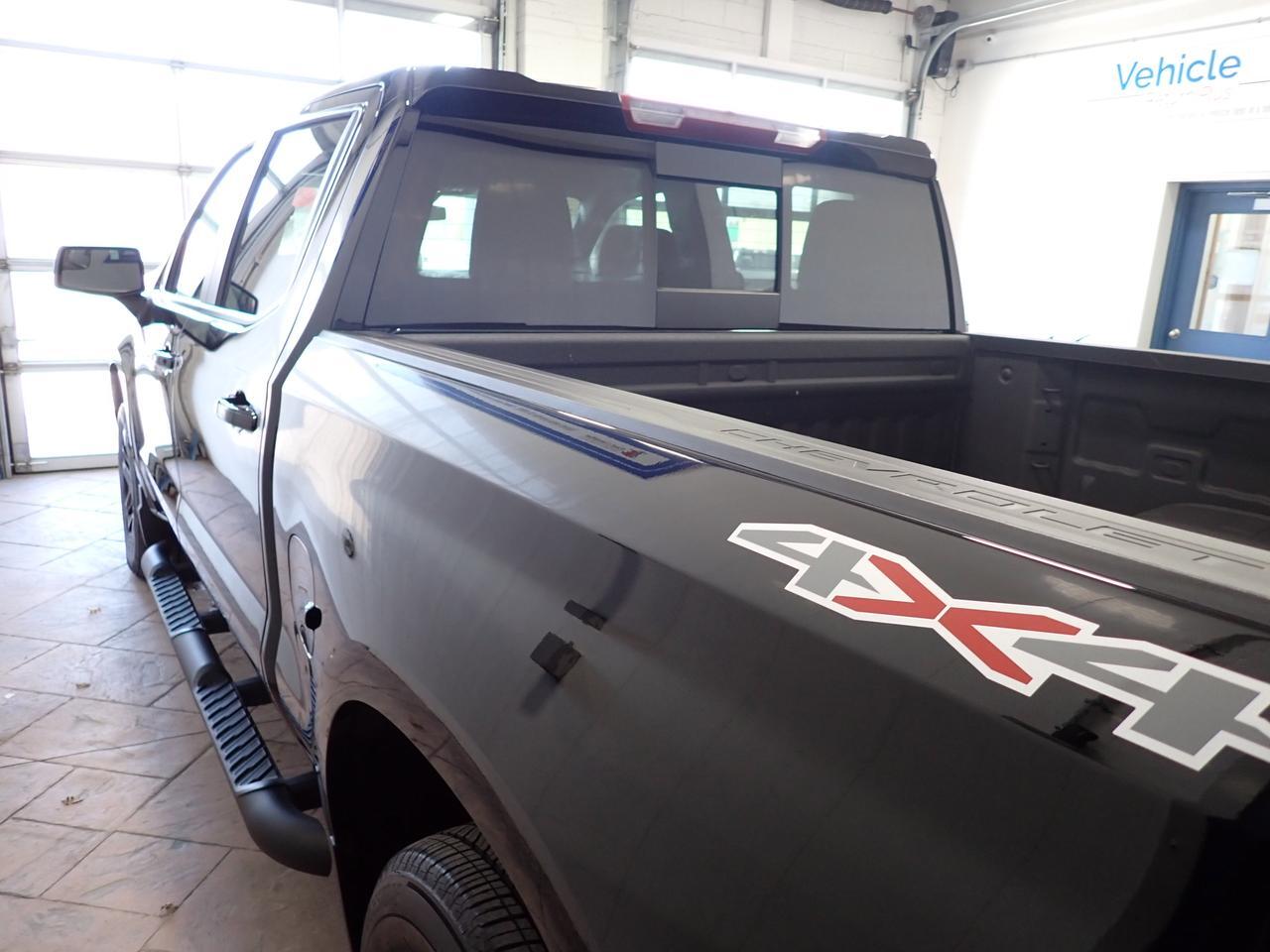 2024 Chevrolet Silverado 1500 RST 4WD CREW CAB ATS BUCKET SEATS 20' WHEELS 5'8" BOX Listowel ON