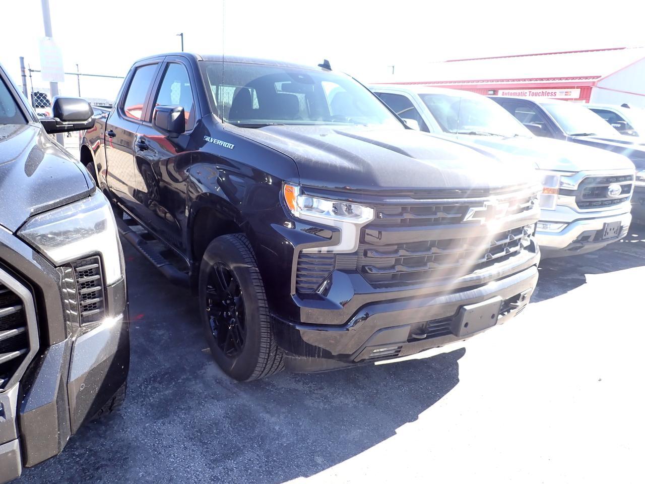 2024 Chevrolet Silverado 1500 RST 4WD CREW CAB