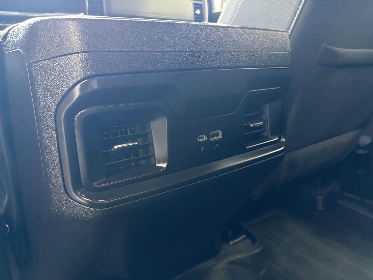 2024 Chevrolet Silverado 1500 RST 4WD CREW CAB Listowel ON