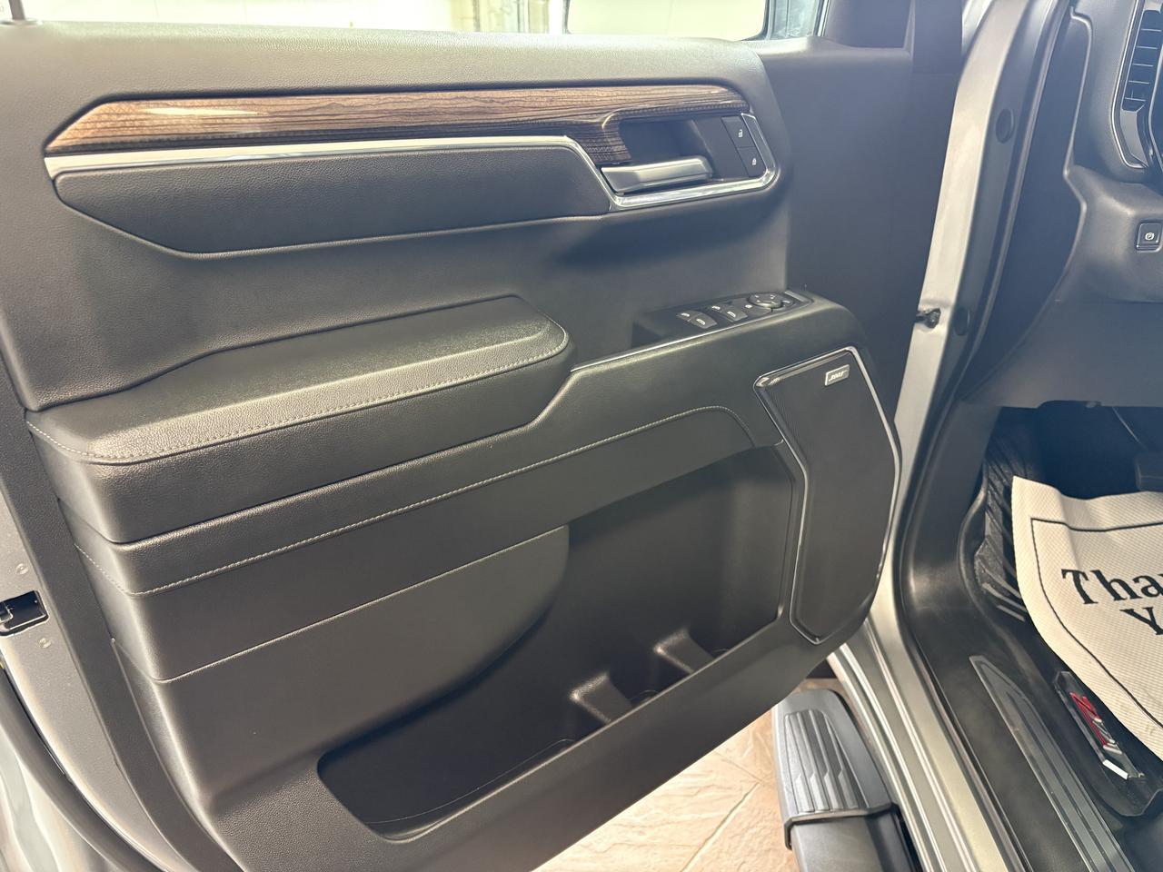 2024 Chevrolet Silverado 1500 RST 4WD CREW CAB Listowel ON