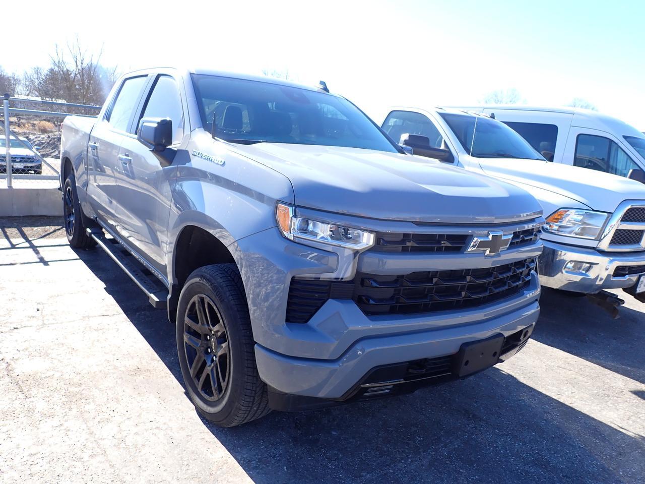 2024 Chevrolet Silverado 1500 RST 4WD CREW CAB