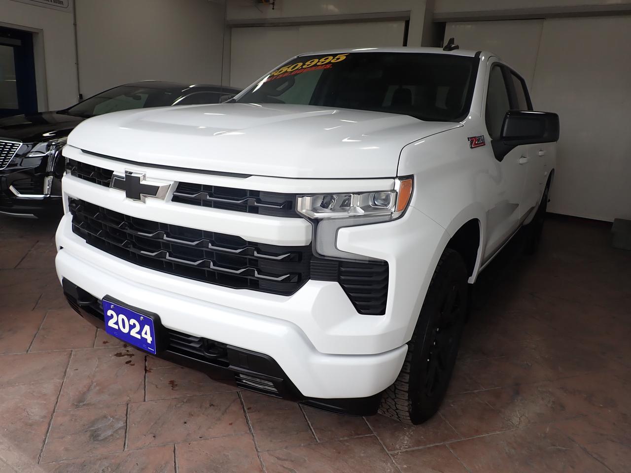 2024 Chevrolet Silverado 1500 RST 4WD CREW CAB Listowel ON