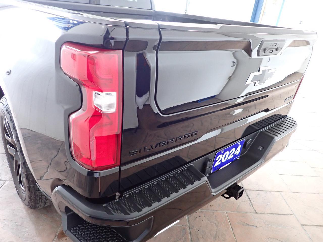 2024 Chevrolet Silverado 1500 RST 4WD CREW CAB Listowel ON