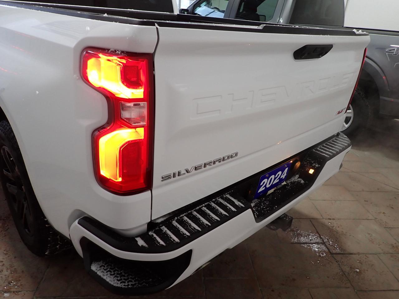 2024 Chevrolet Silverado 1500 RST 4WD CREW CAB NAVI Listowel ON