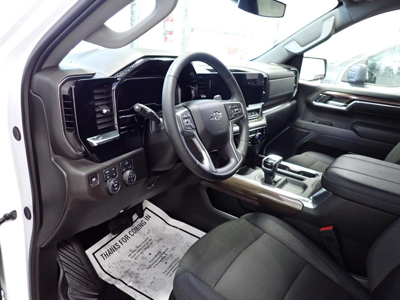 2024 Chevrolet Silverado 1500 RST 4WD CREW CAB NAVI Listowel ON