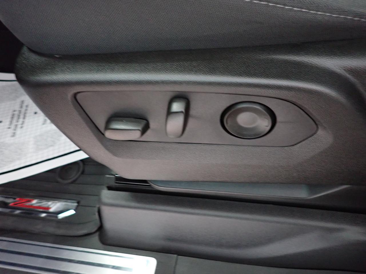 2024 Chevrolet Silverado 1500 RST 4WD CREW CAB NAVI Listowel ON