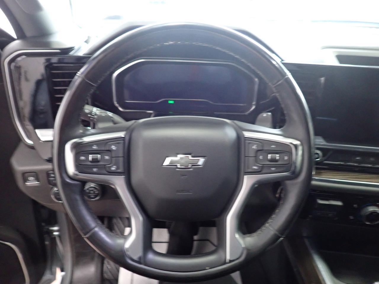 2024 Chevrolet Silverado 1500 RST 4WD CREW CAB Z71 5.8 BOX Listowel ON
