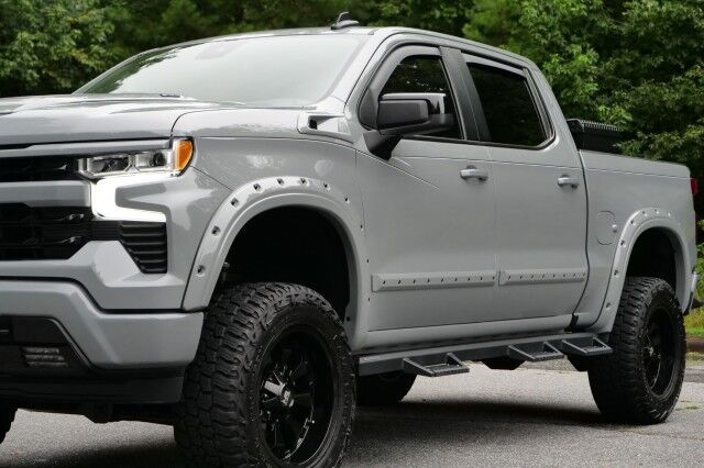 2024 Chevrolet Silverado 1500 RST 4X4 / AMERICAN LUXURY COACH / 5.3L V8! High Point NC