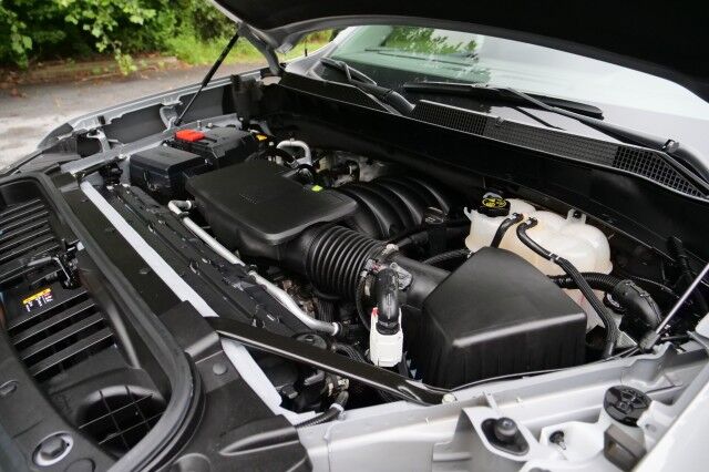 2024 Chevrolet Silverado 1500 RST 4X4 / AMERICAN LUXURY COACH / 5.3L V8! High Point NC