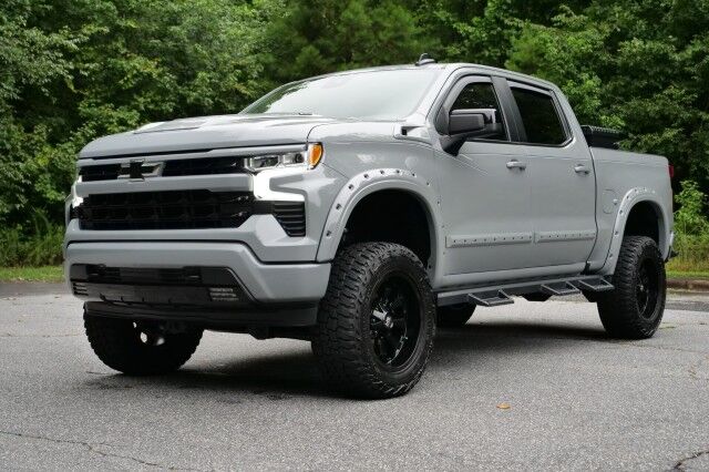 2024 Chevrolet Silverado 1500 RST 4X4 / AMERICAN LUXURY COACH / 5.3L V8! High Point NC