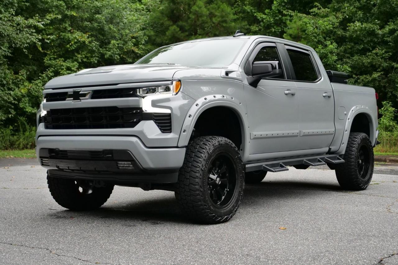 2024 Chevrolet Silverado 1500 RST 4X4 / AMERICAN LUXURY COACH / 5.3L V8! Lincolnton NC