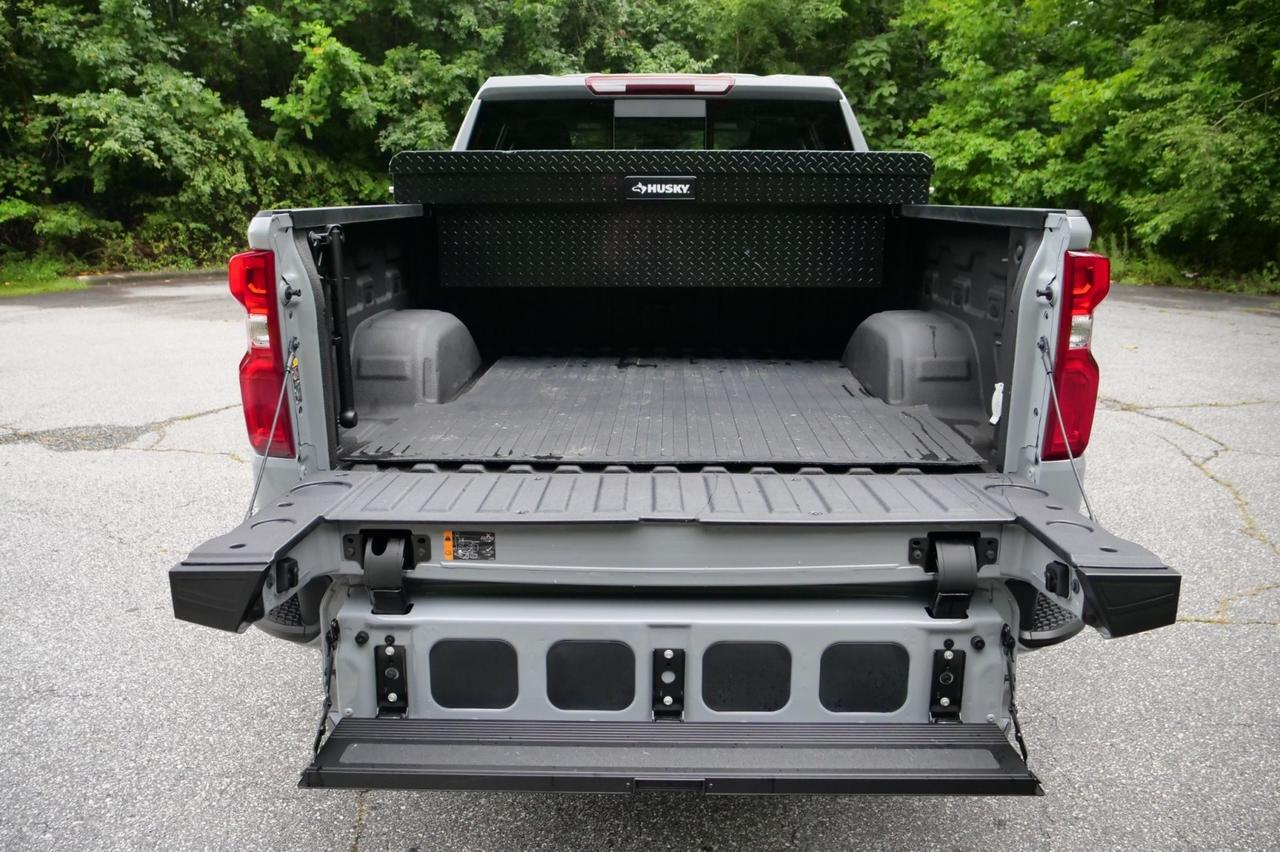 2024 Chevrolet Silverado 1500 RST 4X4 / AMERICAN LUXURY COACH / 5.3L V8! Lincolnton NC