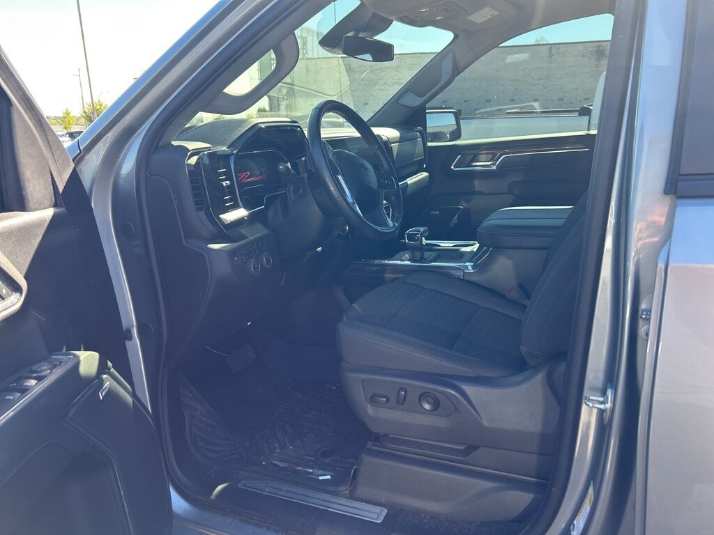 2024 Chevrolet Silverado 1500 RST Akron