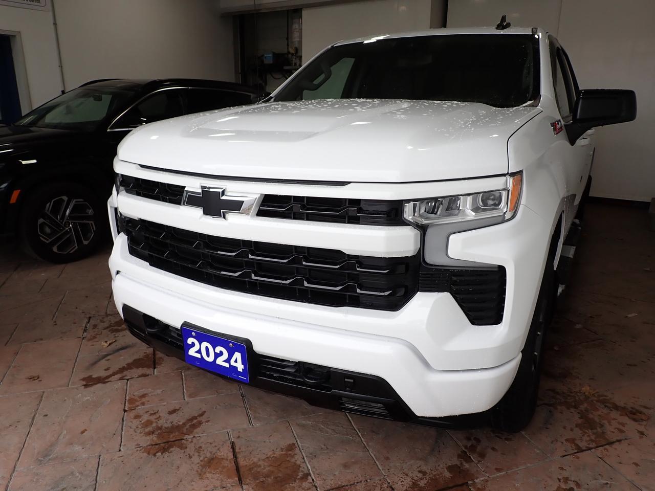 2024 Chevrolet Silverado 1500 RST CREW CAB 4WD Listowel ON