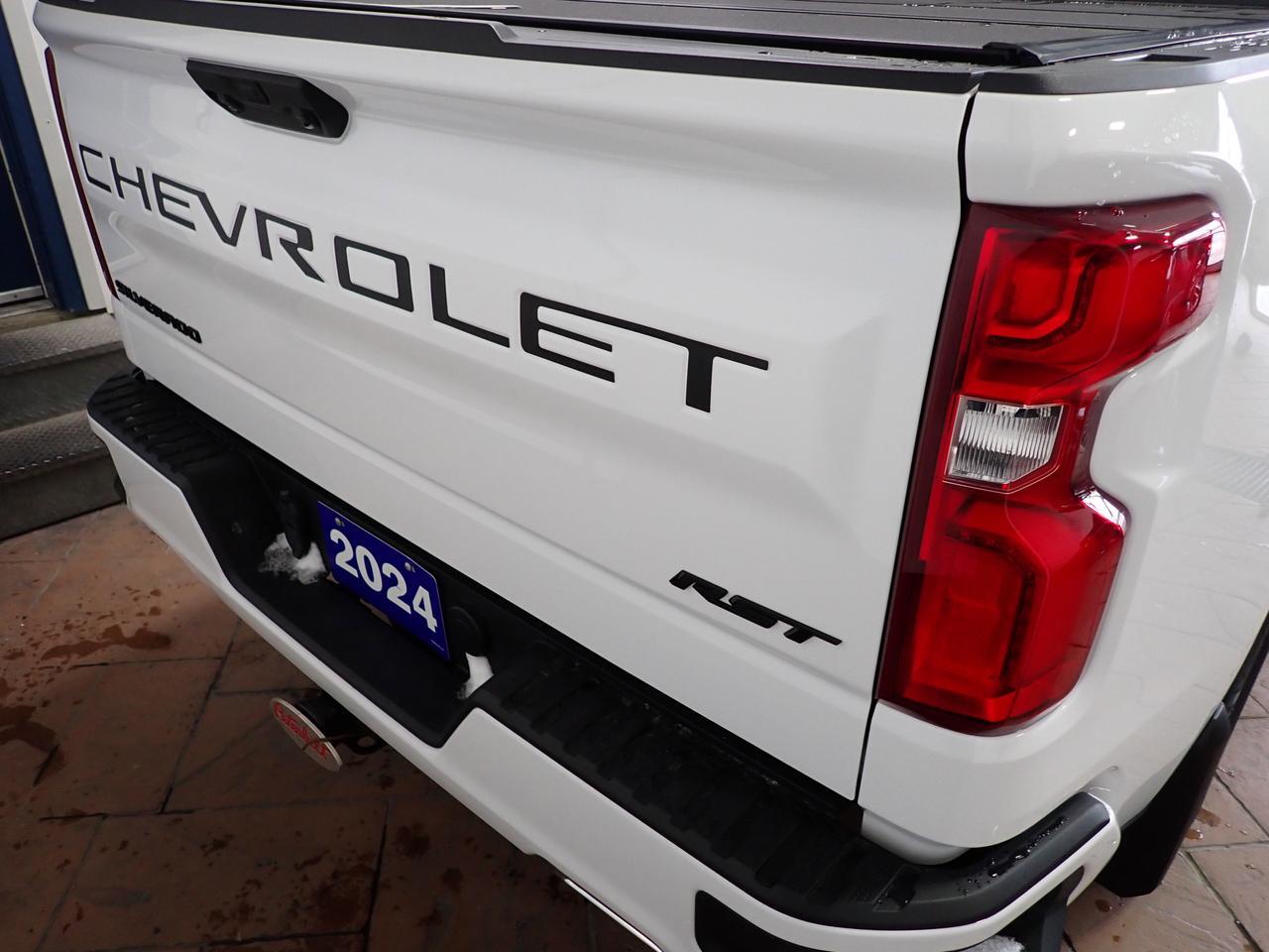 2024 Chevrolet Silverado 1500 RST CREW CAB 4WD Listowel ON