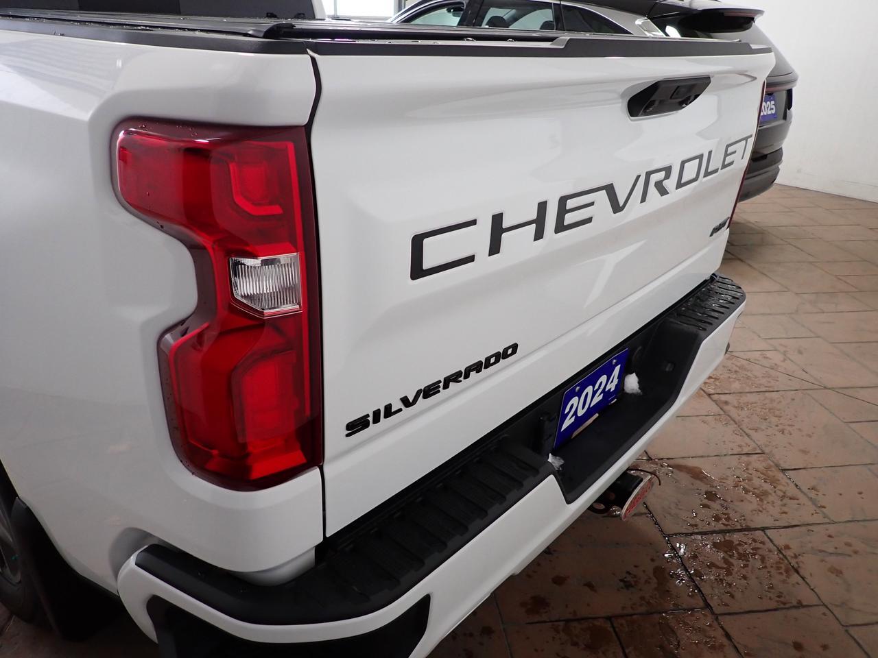 2024 Chevrolet Silverado 1500 RST CREW CAB 4WD Listowel ON