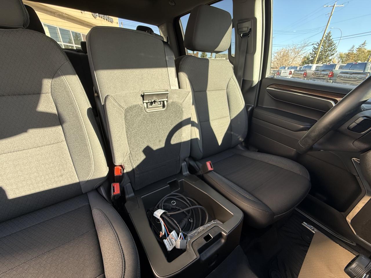 2024 Chevrolet Silverado 1500 RST Crew Cab 4WD | EcoTec3 V8 | LED Lighting | HD Suspension | Advanced Trailing Tech Redwater AB