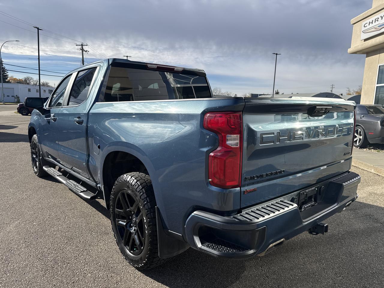 2024 Chevrolet Silverado 1500 RST Crew Cab 4WD | EcoTec3 V8 | LED Lighting | HD Suspension | Advanced Trailing Tech Redwater AB
