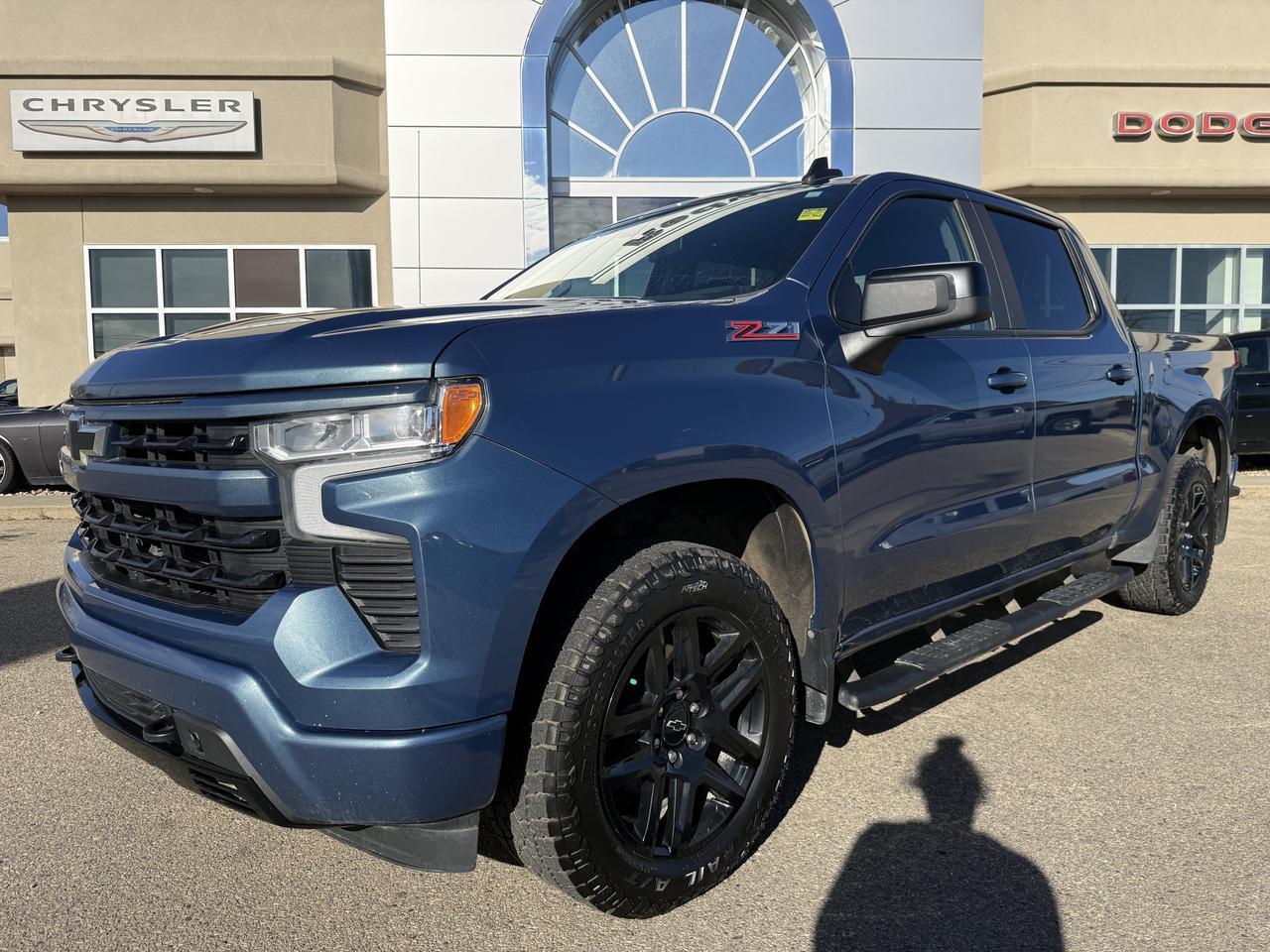 2024 Chevrolet Silverado 1500 RST Crew Cab 4WD | EcoTec3 V8 | LED Lighting | HD Suspension | Advanced Trailing Tech Redwater AB