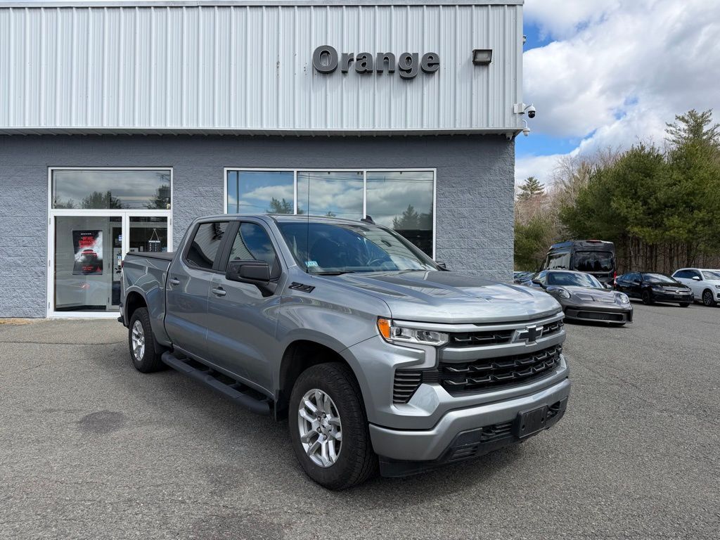 2024 Chevrolet Silverado 1500 RST Orange MA