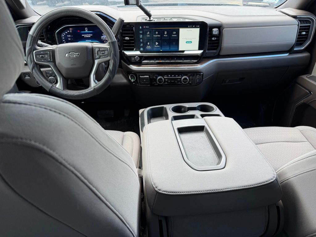 2024 Chevrolet Silverado 1500 RST Orange MA