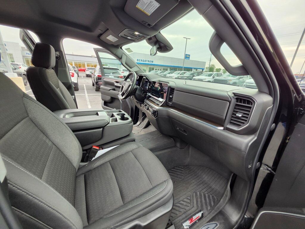 2024 Chevrolet Silverado 1500 RST Green Bay WI