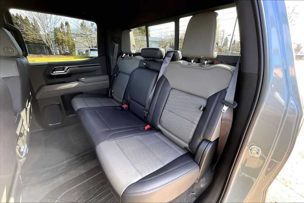 2024 Chevrolet Silverado 1500 ZR2 OR