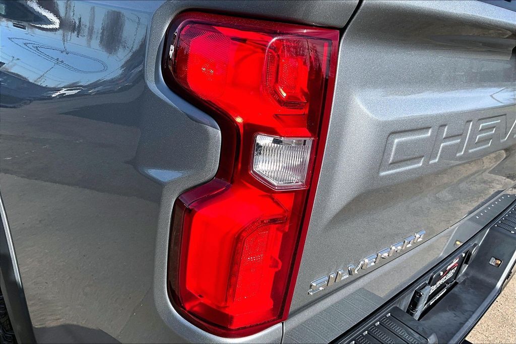 2024 Chevrolet Silverado 1500 ZR2 OR