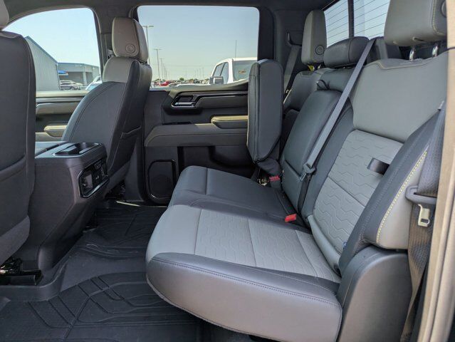 2024 Chevrolet Silverado 1500 ZR2 Castroville TX