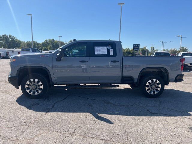 2024 Chevrolet Silverado 2500 HD Custom