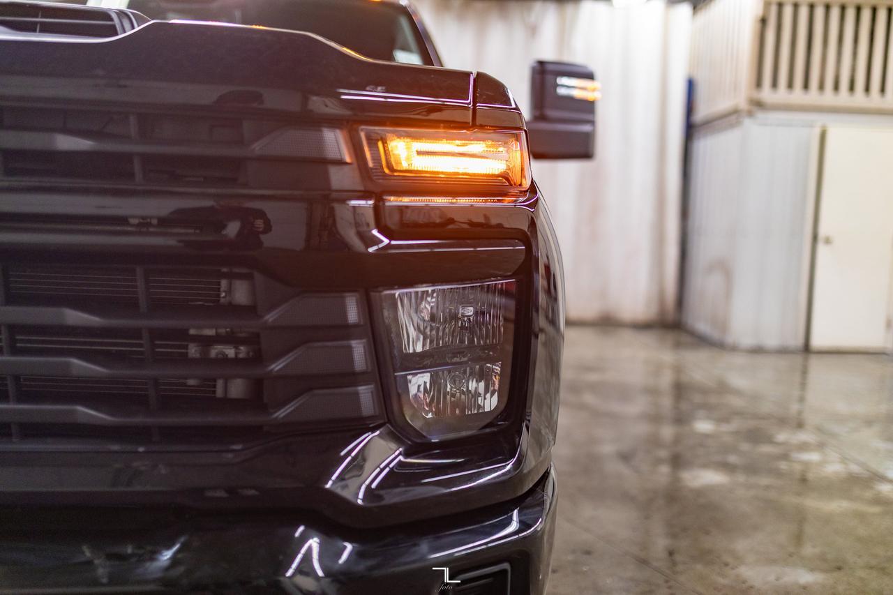 2024 Chevrolet Silverado 2500HD 4x4 Crew Cab Custom Diesel PSeat BCam Red Deer AB