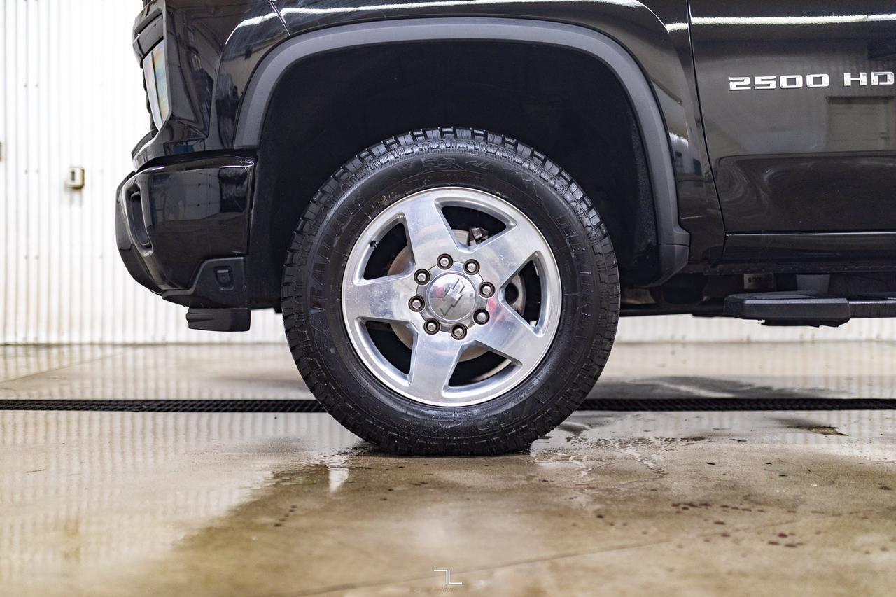 2024 Chevrolet Silverado 2500HD 4x4 Crew Cab Custom Diesel PSeat BCam Red Deer AB
